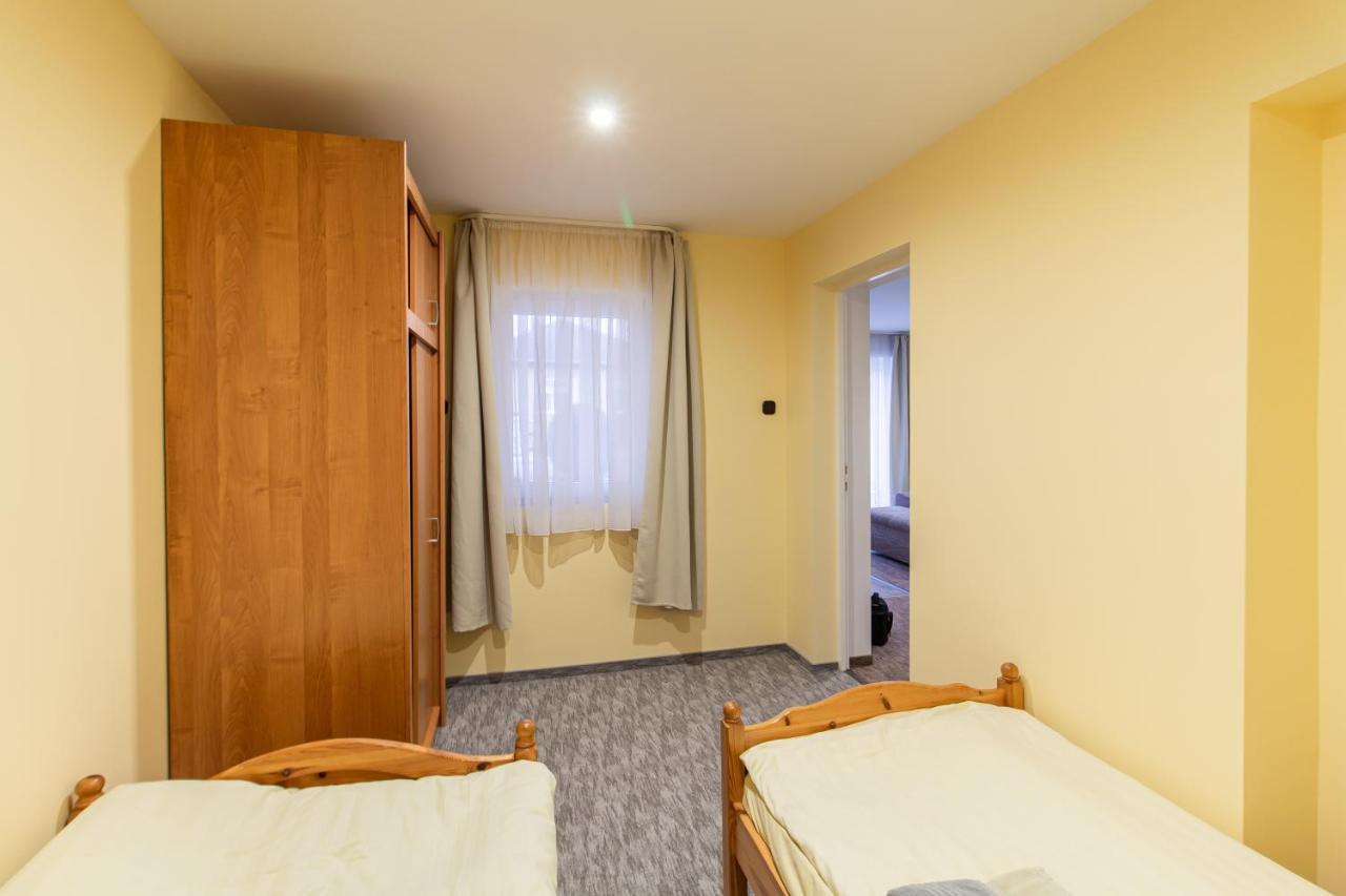 Deli Terasz A Apartman Free Parking, Self-Check-In Anytime Ráb Exteriér fotografie